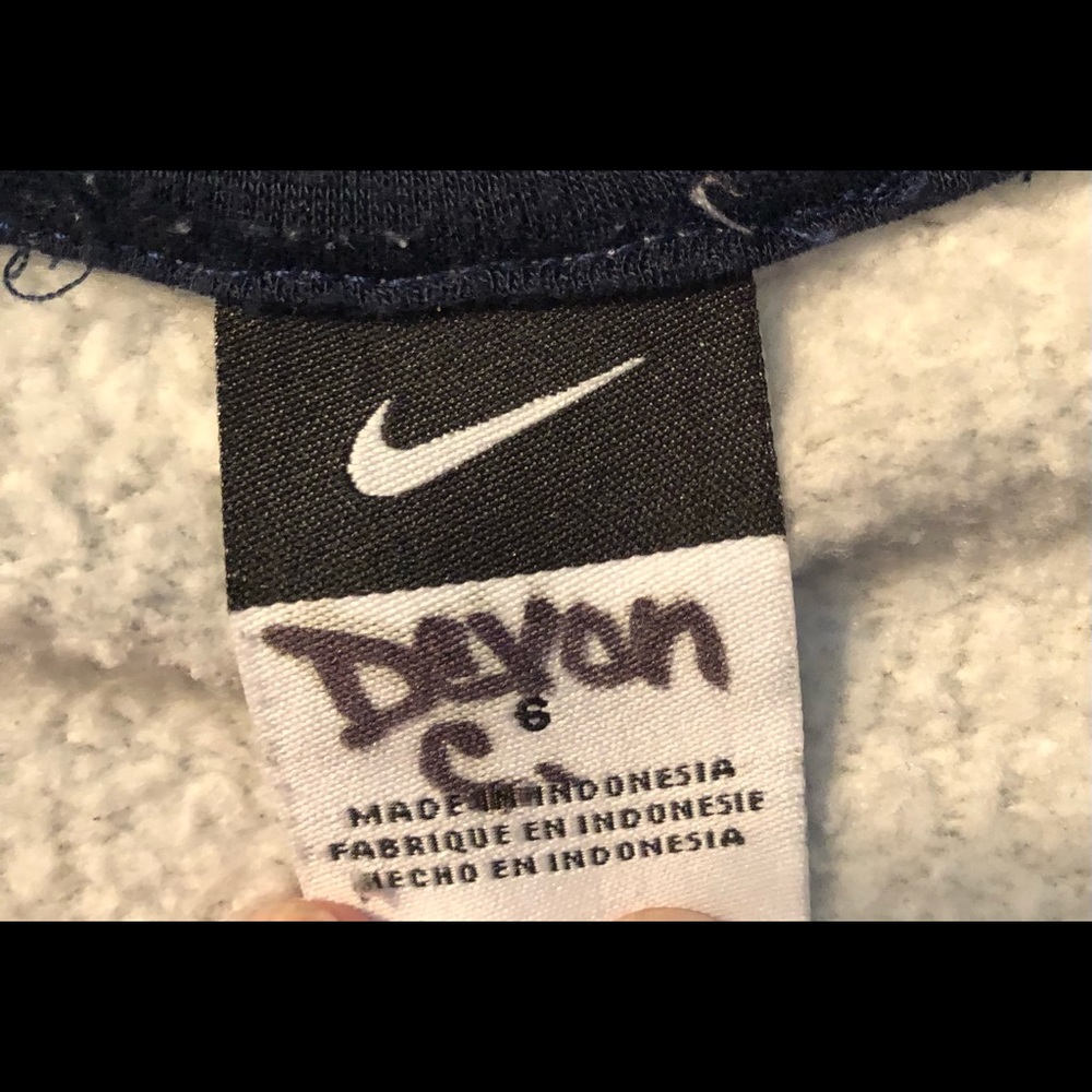 Nike zip up hoodie sweatshirt - Picture 2 of 2
